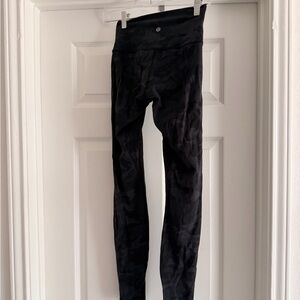 Lululemon High-Rise Camo Leggings — Black